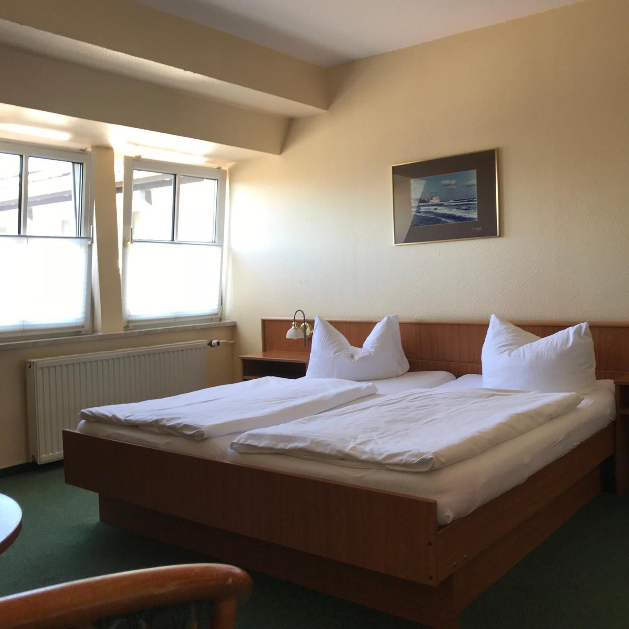 Guest house & 